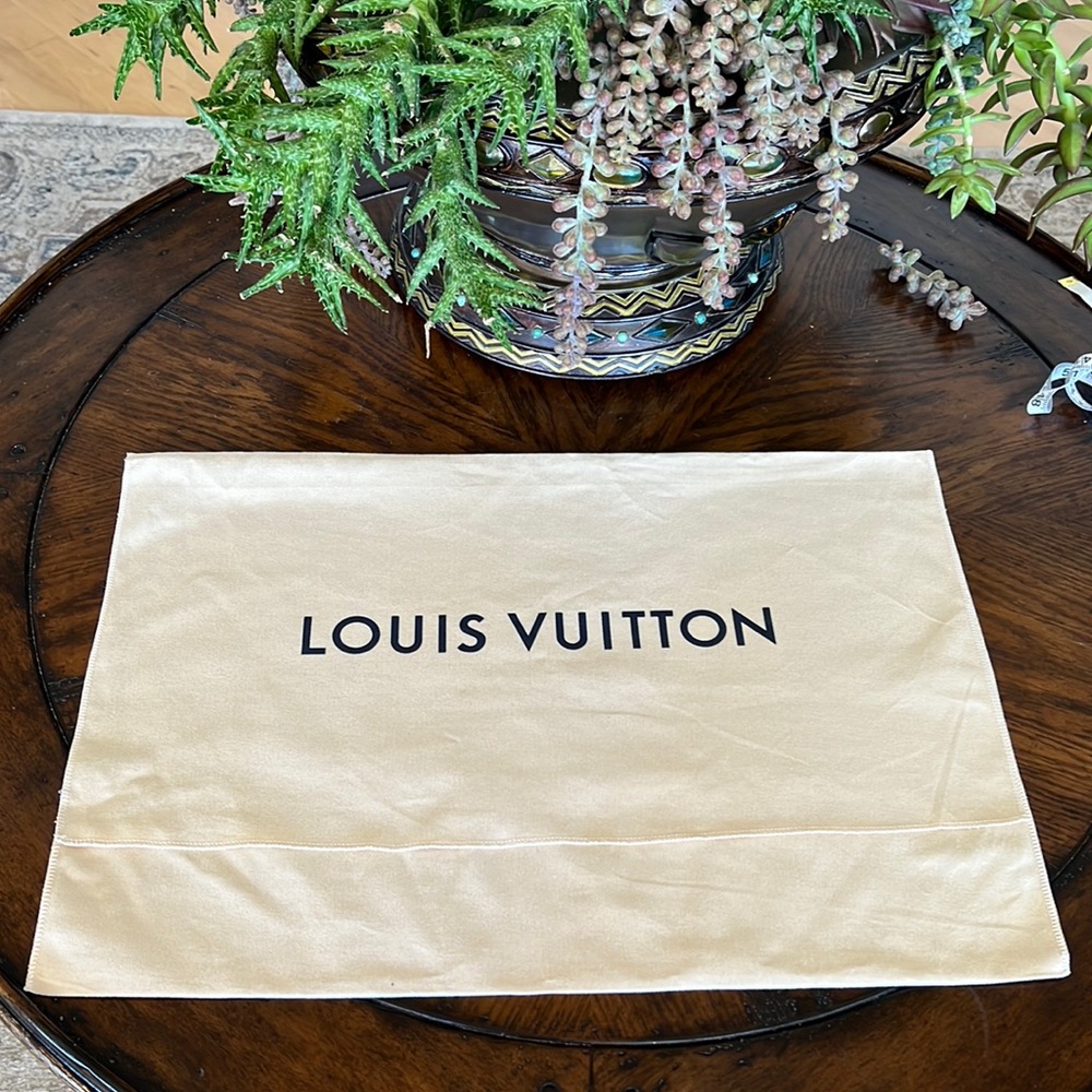 Like New Louis Vuitton Dustbag